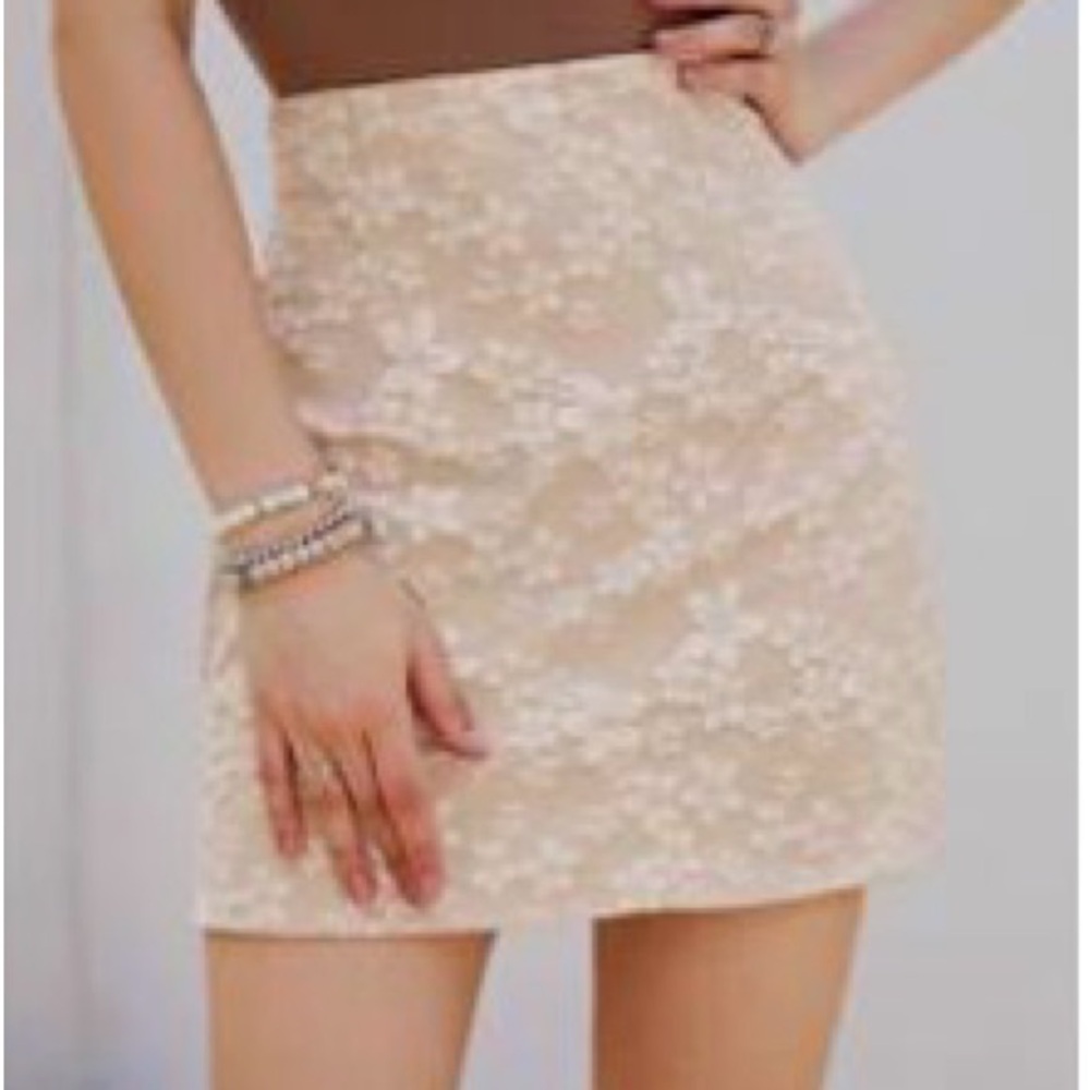 Beige Mini Skirt - Women's Chic Summer Skirt